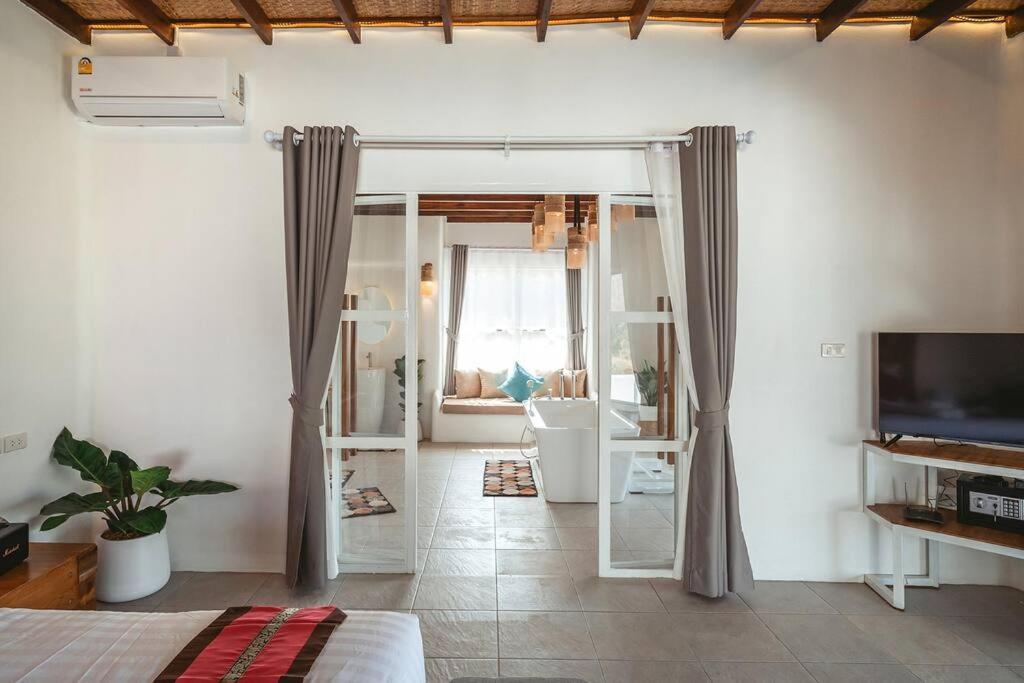 Elephantpoolvilla Maetang Chiangmai Ban Muang Kut Exterior photo